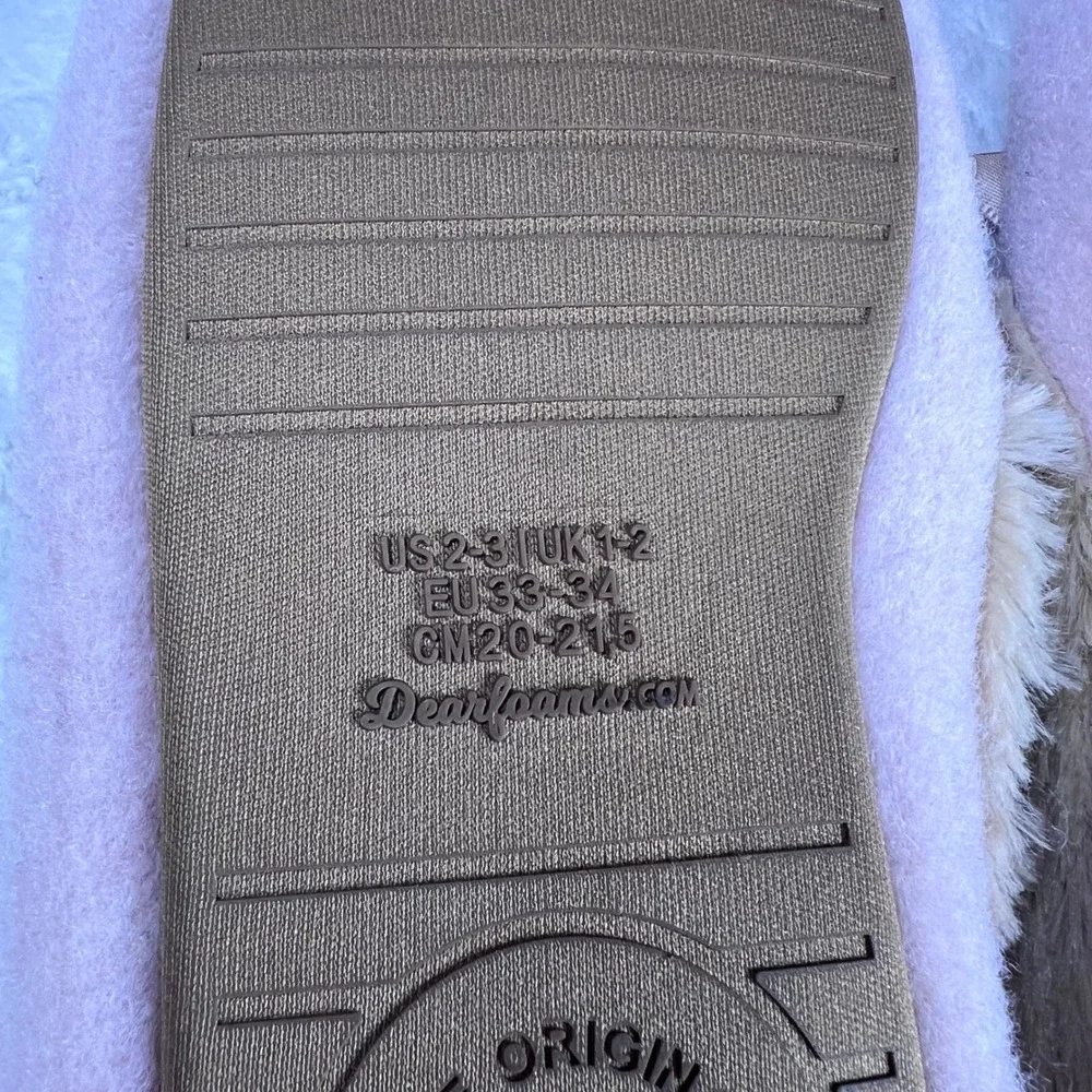 DLUXE by Dearfoams Pink‎ Memory Foam Slippers Bow Plush Fur Lined Girls NWT
